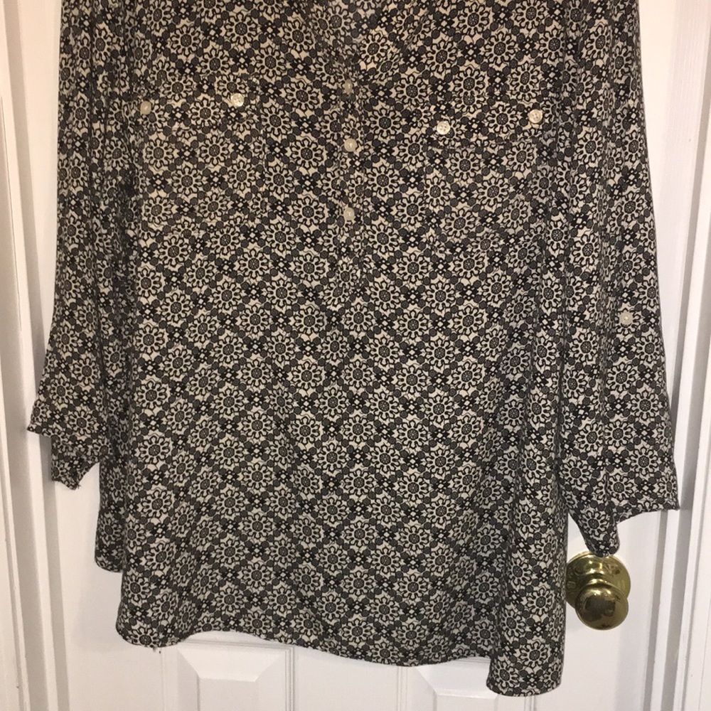 Blouse - Picture 5 of 8
